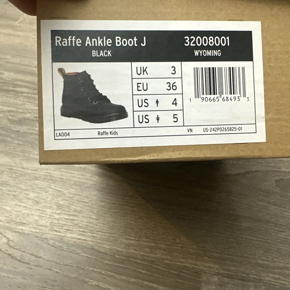 Children Unisex Boots Dr. Martens Kid's Collection Raffe Womens 5